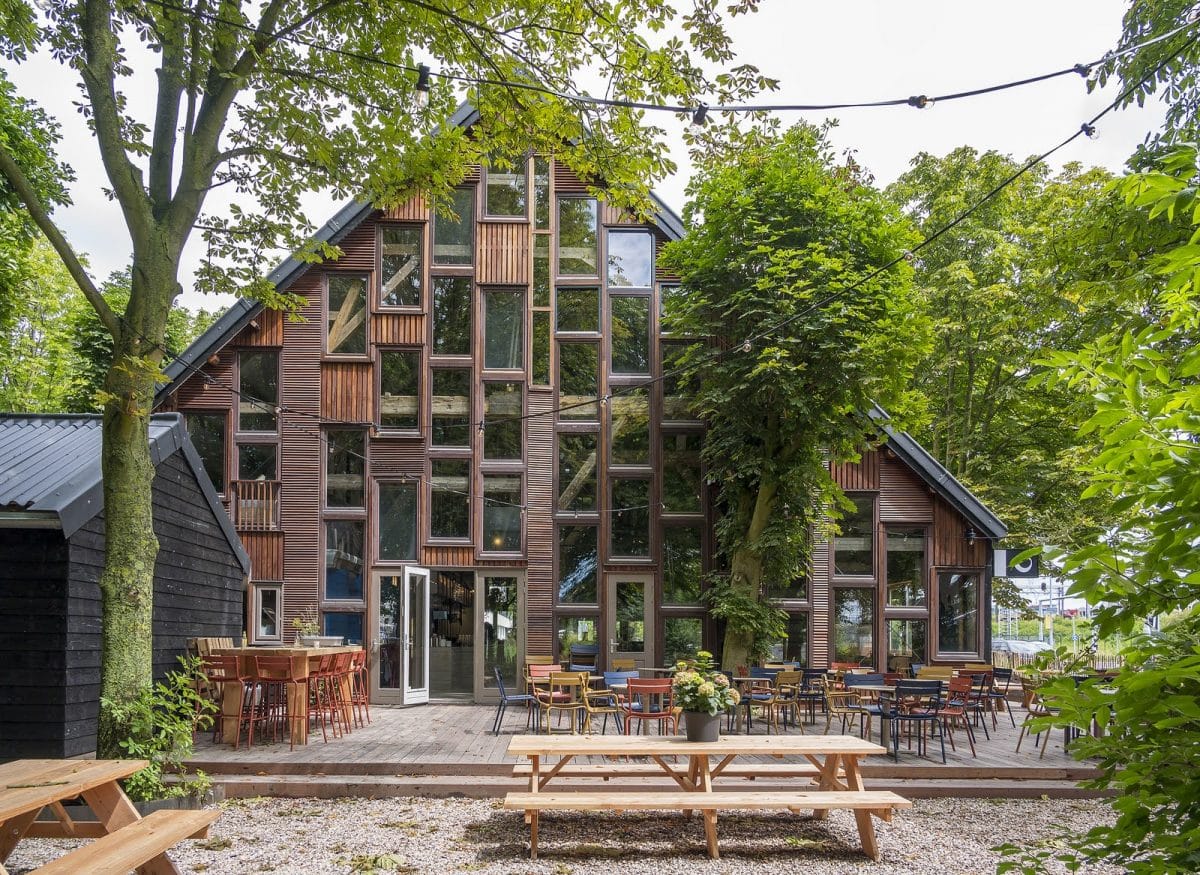 Outdoor Seating Dining